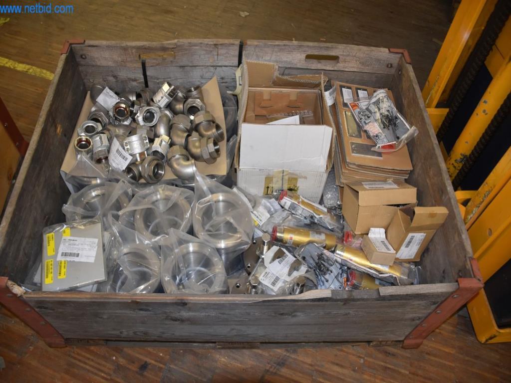 Amplias existencias de bombas de vacío, dispositivos de medición, piezas de repuesto y accesorios-2