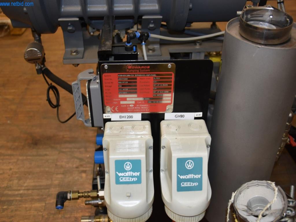 Extensos stocks de bombas de vácuo, dispositivos de medição, peças sobressalentes e acessórios-3