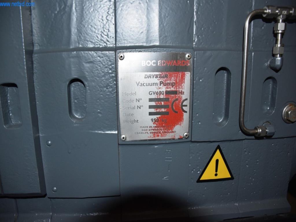 Extensos stocks de bombas de vácuo, dispositivos de medição, peças sobressalentes e acessórios-3