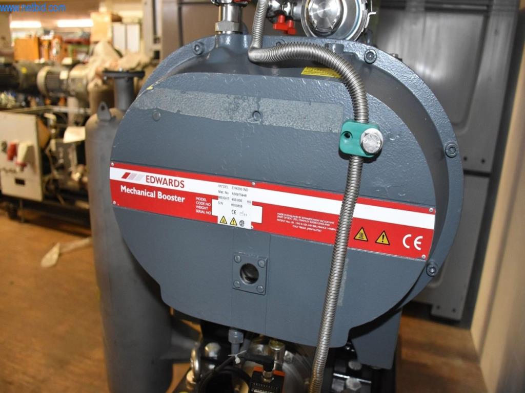 Extensos stocks de bombas de vácuo, dispositivos de medição, peças sobressalentes e acessórios-9