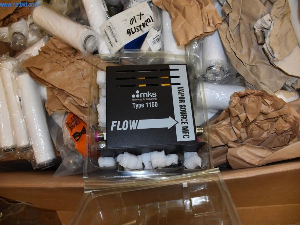 Umfangreiche Bestände an Vakuumpumpen, Meßgeräten, Ersatzteilen und Zubehör-5