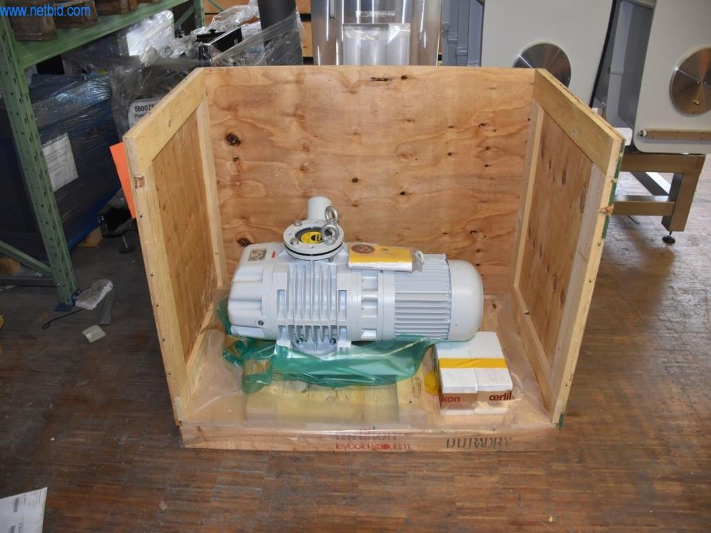 Umfangreiche Bestände an Vakuumpumpen, Meßgeräten, Ersatzteilen und Zubehör-1