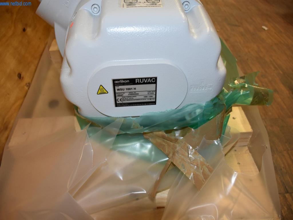 Umfangreiche Bestände an Vakuumpumpen, Meßgeräten, Ersatzteilen und Zubehör-4