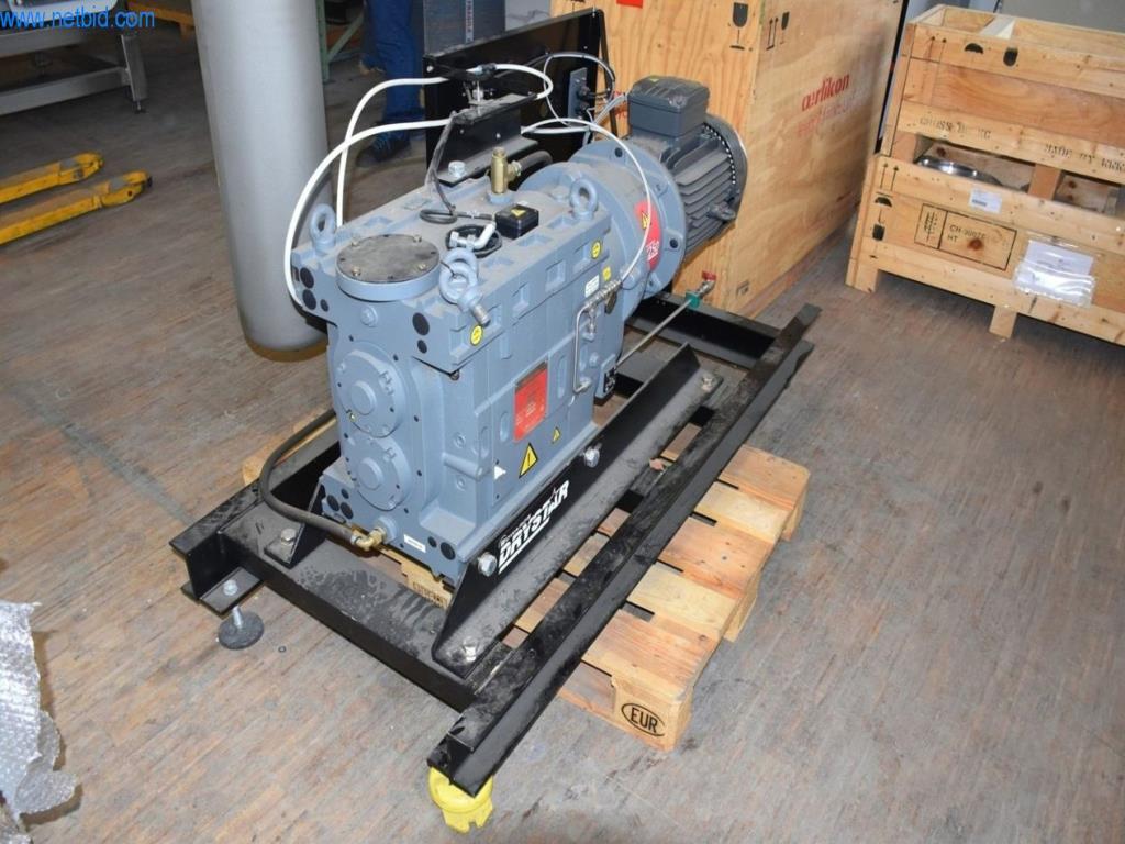 Umfangreiche Bestände an Vakuumpumpen, Meßgeräten, Ersatzteilen und Zubehör-11