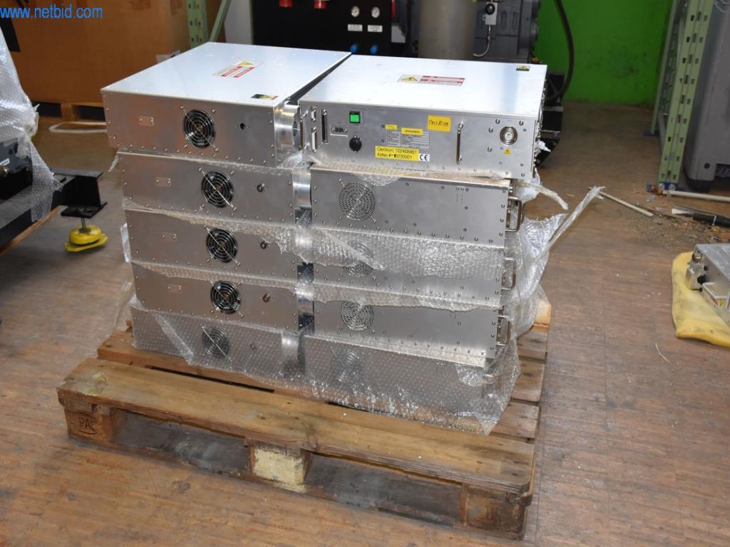 Umfangreiche Bestände an Vakuumpumpen, Meßgeräten, Ersatzteilen und Zubehör-1