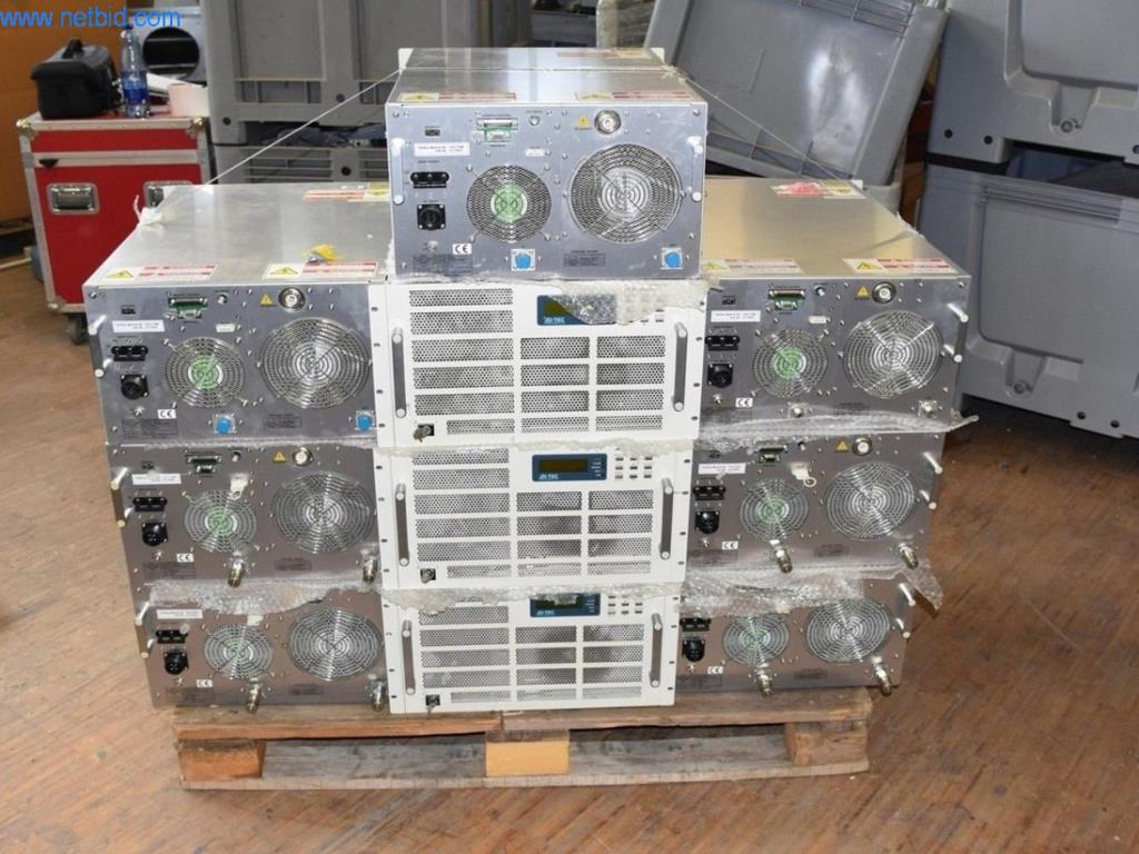 Umfangreiche Bestände an Vakuumpumpen, Meßgeräten, Ersatzteilen und Zubehör-2