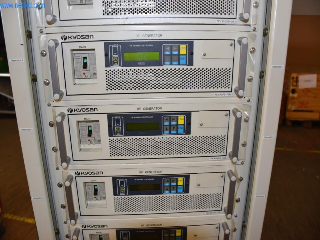 Umfangreiche Bestände an Vakuumpumpen, Meßgeräten, Ersatzteilen und Zubehör-4