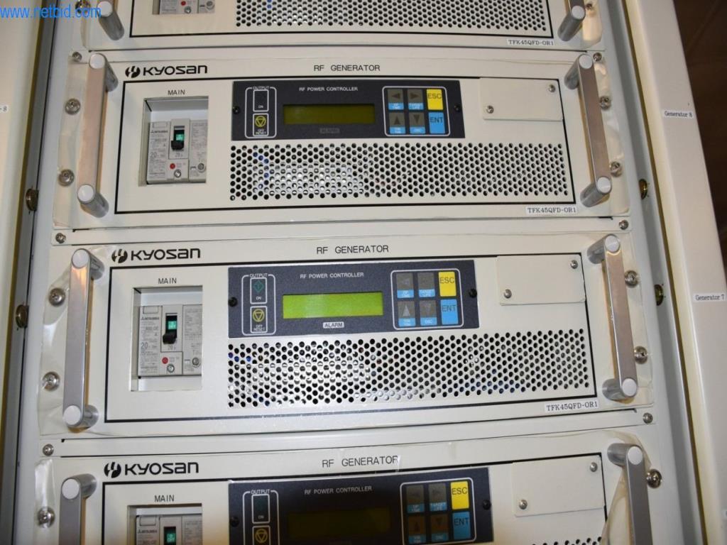 Umfangreiche Bestände an Vakuumpumpen, Meßgeräten, Ersatzteilen und Zubehör-6