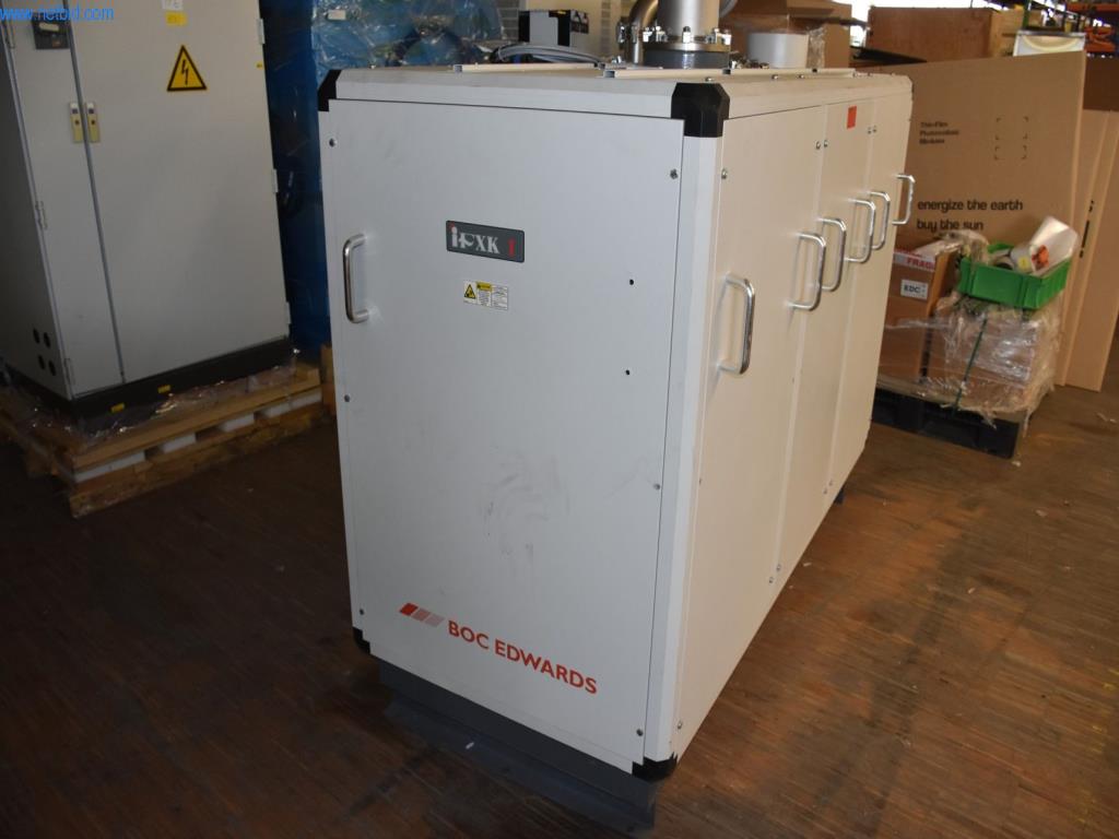 Umfangreiche Bestände an Vakuumpumpen, Meßgeräten, Ersatzteilen und Zubehör-6