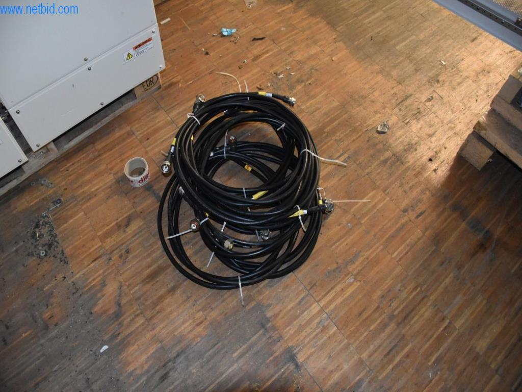 Umfangreiche Bestände an Vakuumpumpen, Meßgeräten, Ersatzteilen und Zubehör-10