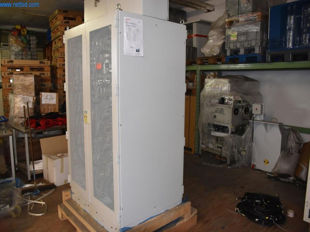 Umfangreiche Bestände an Vakuumpumpen, Meßgeräten, Ersatzteilen und Zubehör-2