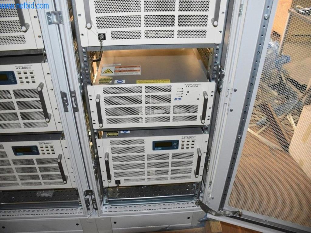 Umfangreiche Bestände an Vakuumpumpen, Meßgeräten, Ersatzteilen und Zubehör-8