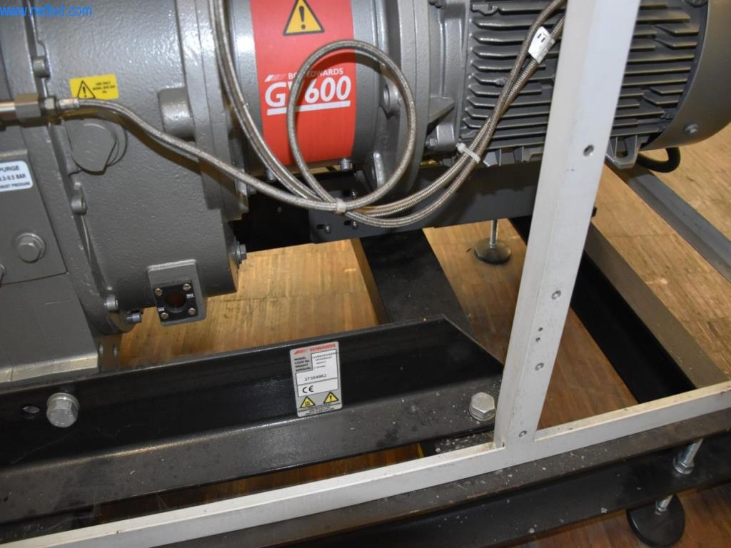 Umfangreiche Bestände an Vakuumpumpen, Meßgeräten, Ersatzteilen und Zubehör-7