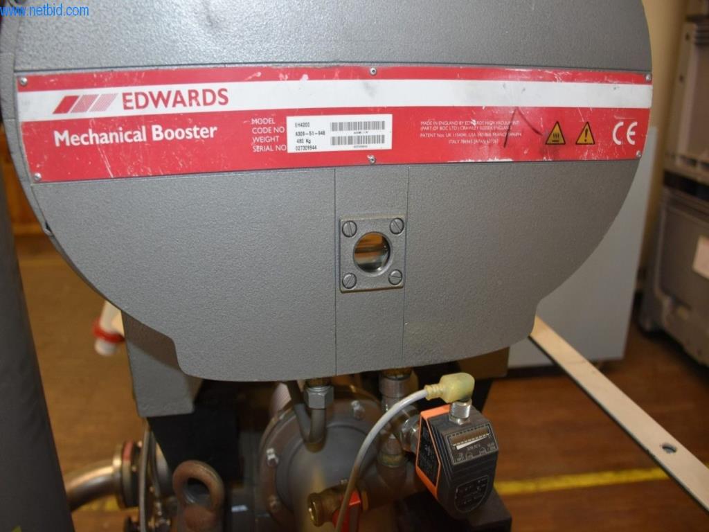 Umfangreiche Bestände an Vakuumpumpen, Meßgeräten, Ersatzteilen und Zubehör-8