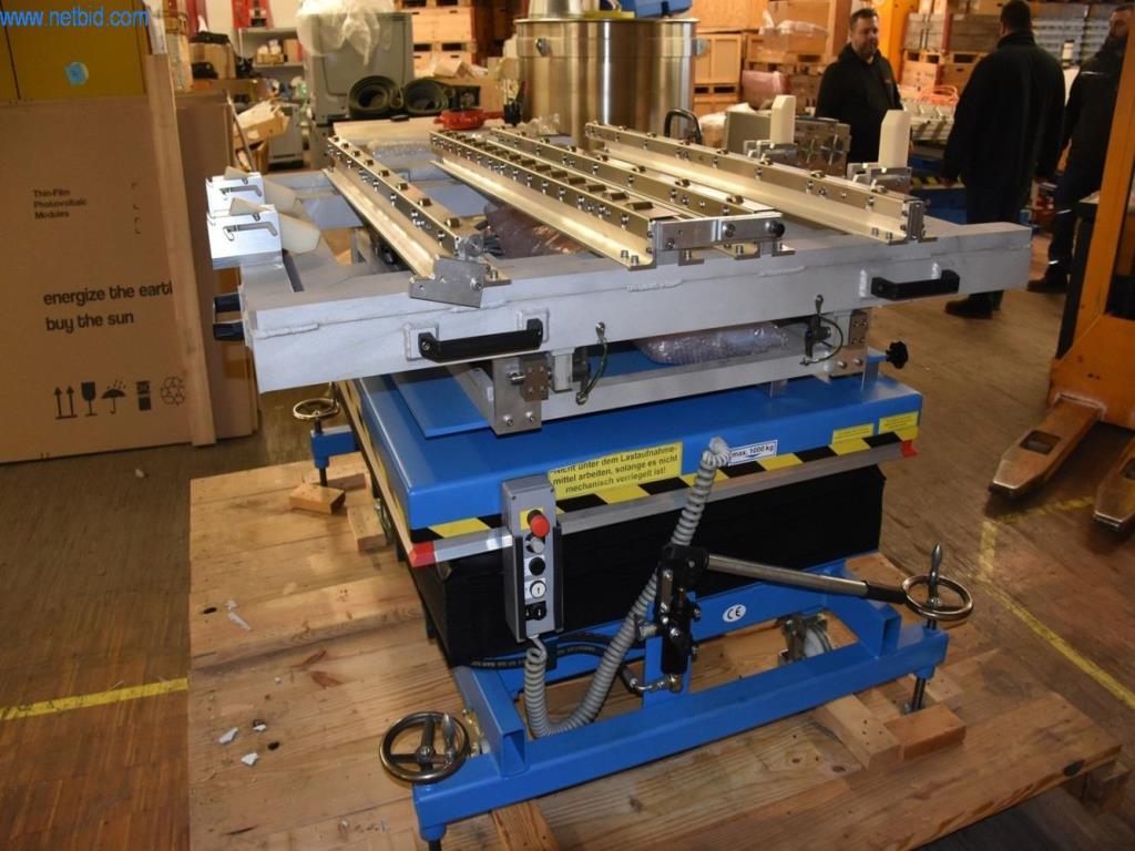 Umfangreiche Bestände an Vakuumpumpen, Meßgeräten, Ersatzteilen und Zubehör-5