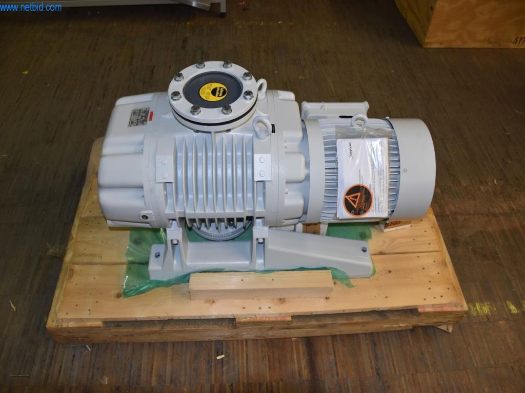 Rozsáhlé zásoby vývěv, měřicích přístrojů, náhradních dílů a příslušenství-3