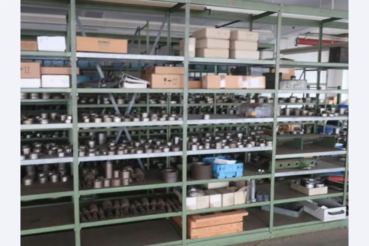 Máquinas del sector de la tecnología de conformado-4