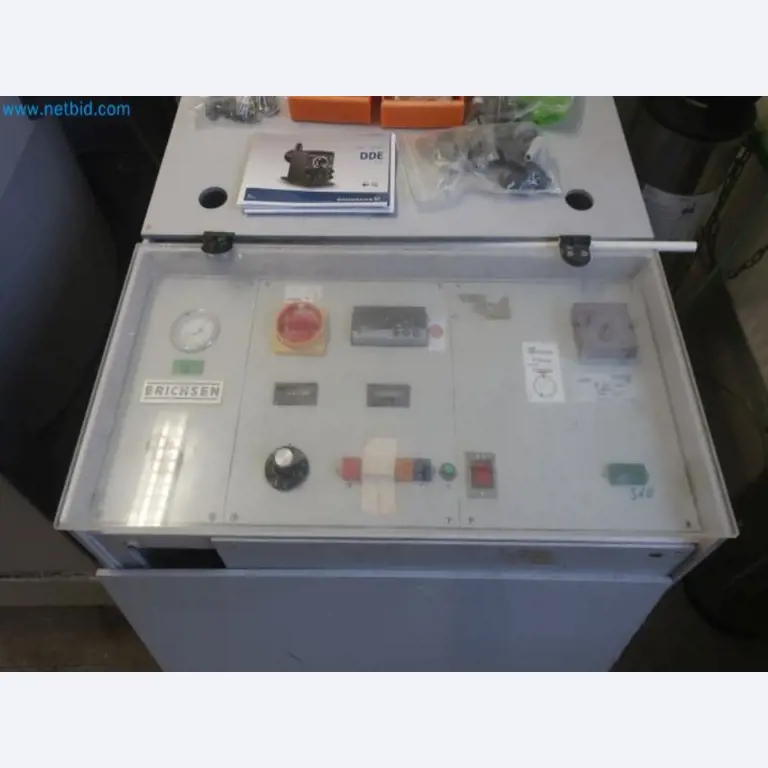 Stroje z oblasti tvářecích technologií-3