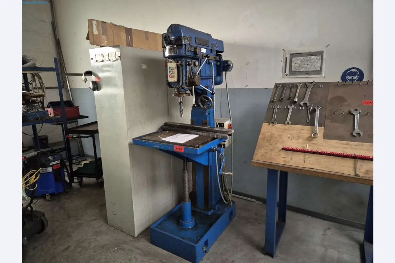 Maschinen aus dem Bereich Umformtechnik-1