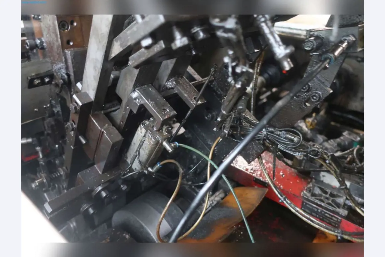 Maschinen aus dem Bereich Umformtechnik-5