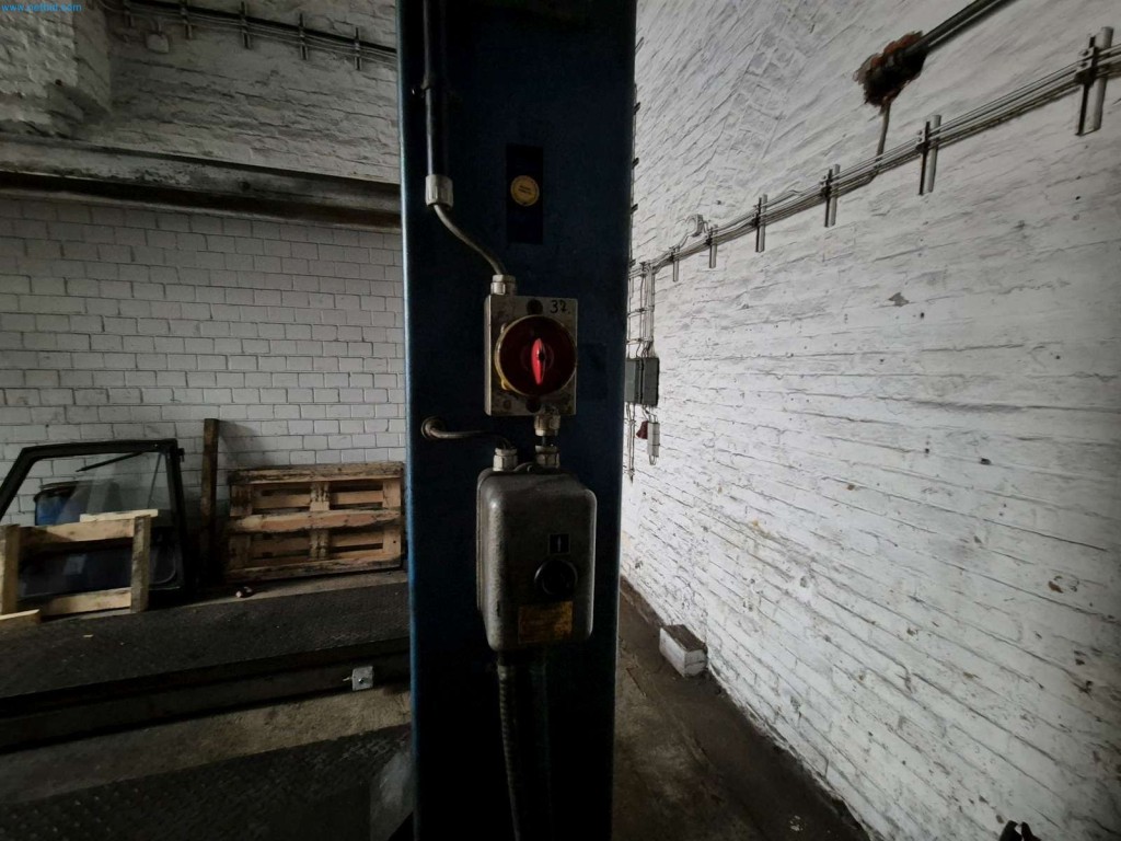 Maschinen aus dem Bereich Umformtechnik-3