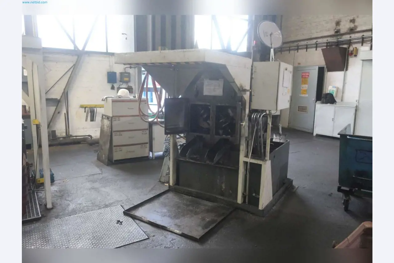 Maschinen aus dem Bereich Umformtechnik-1