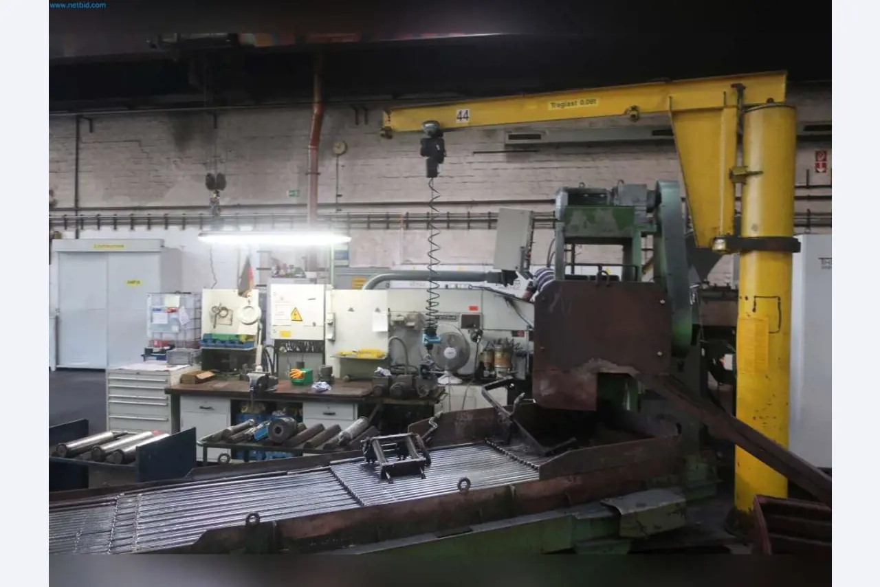 Maschinen aus dem Bereich Umformtechnik-1