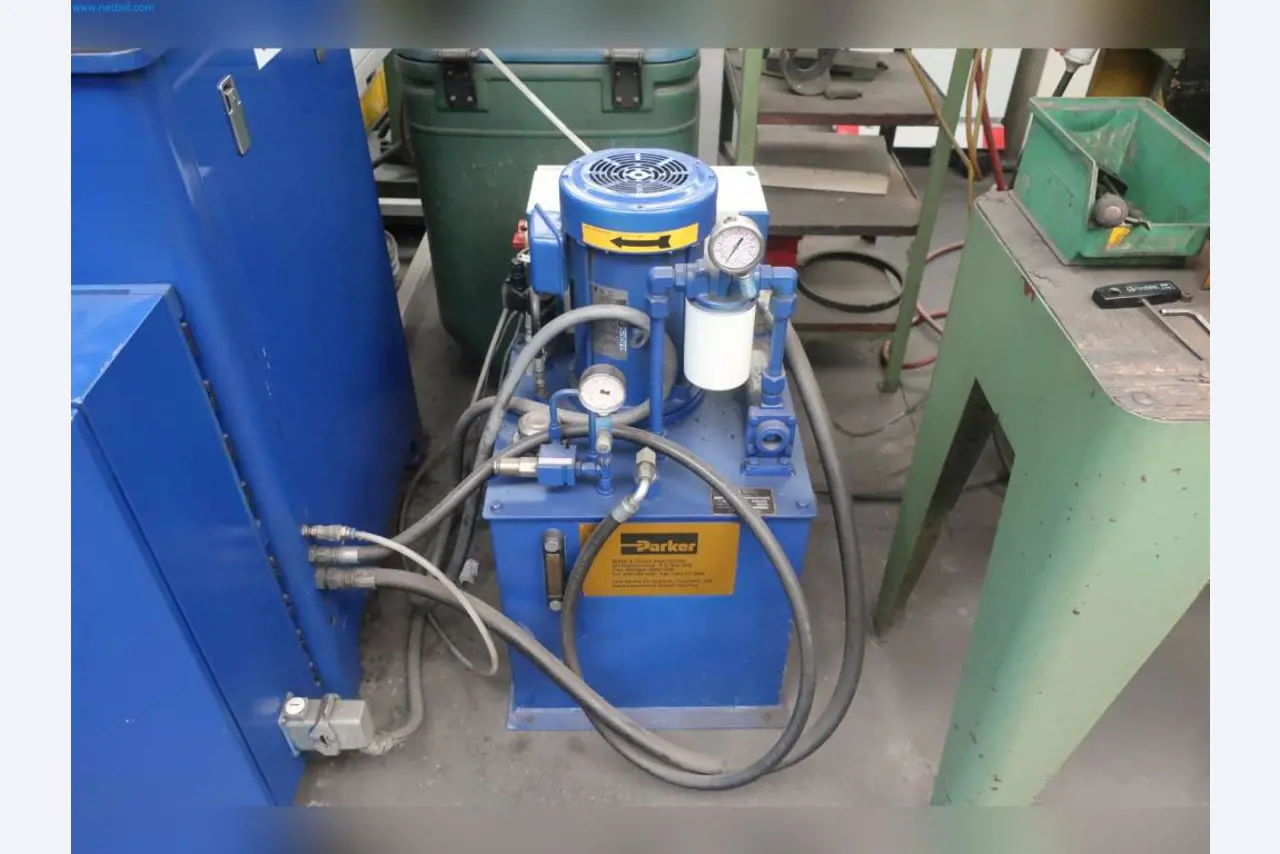 Maschinen aus dem Bereich Umformtechnik-4