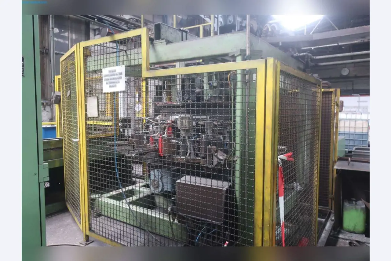 Máquinas del sector de la tecnología de conformado-3