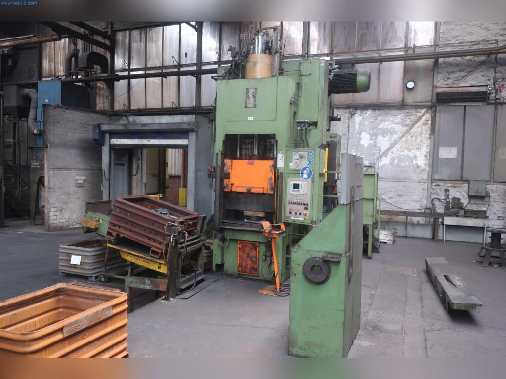 Maschinen aus dem Bereich Umformtechnik-1