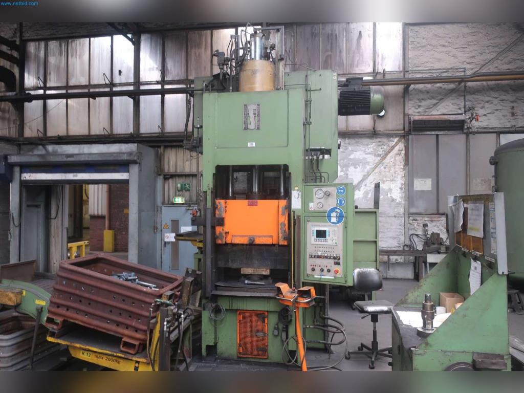 Maschinen aus dem Bereich Umformtechnik-2