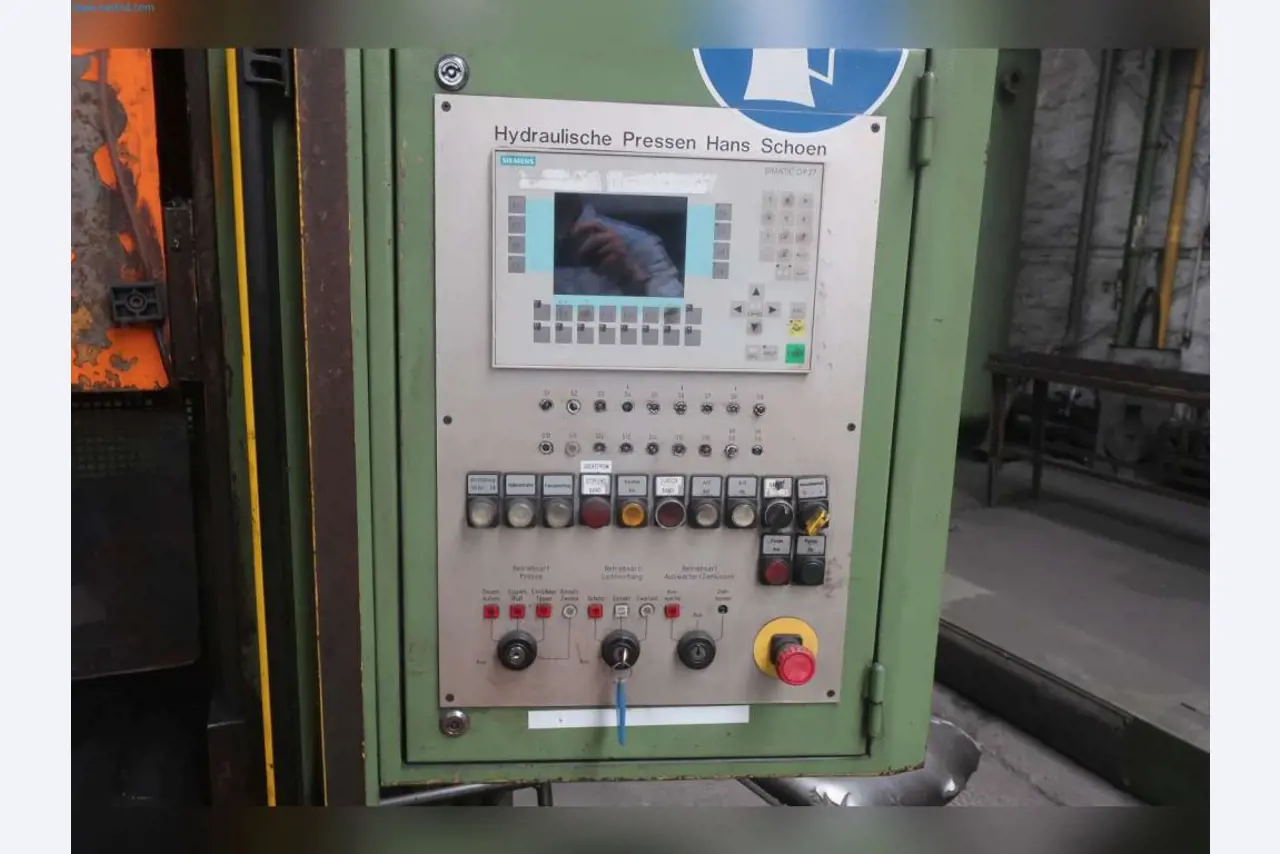 Maschinen aus dem Bereich Umformtechnik-4