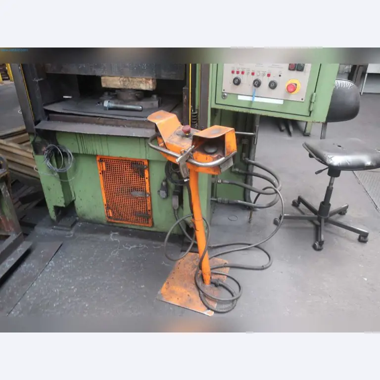 Maschinen aus dem Bereich Umformtechnik-7