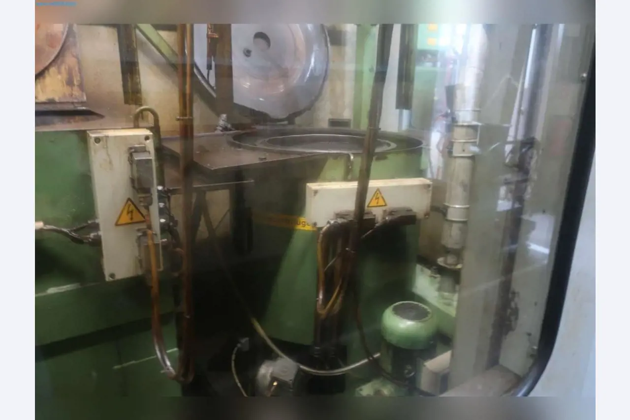 Maschinen aus dem Bereich Umformtechnik-10