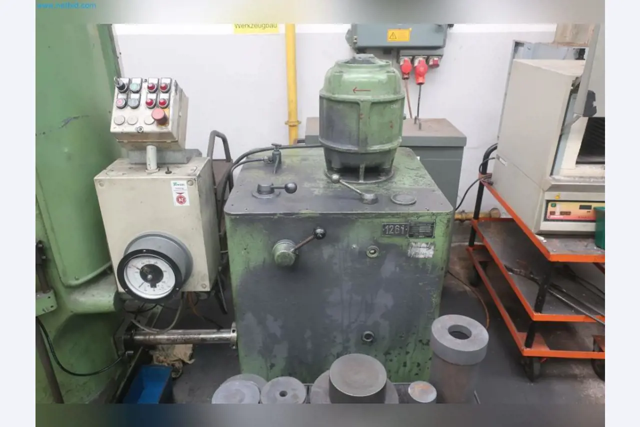 Maschinen aus dem Bereich Umformtechnik-3