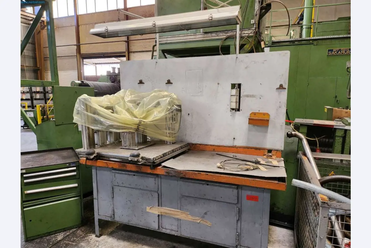 Máquinas del sector de la tecnología de conformado-1