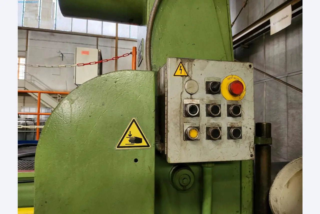 Máquinas del sector de la tecnología de conformado-2