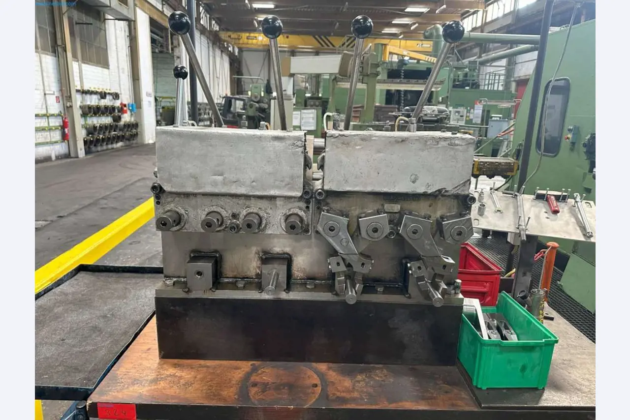 Maschinen aus dem Bereich Umformtechnik-2