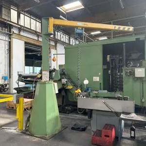 Säulenschwenkkran (6) Hahn + Kolb