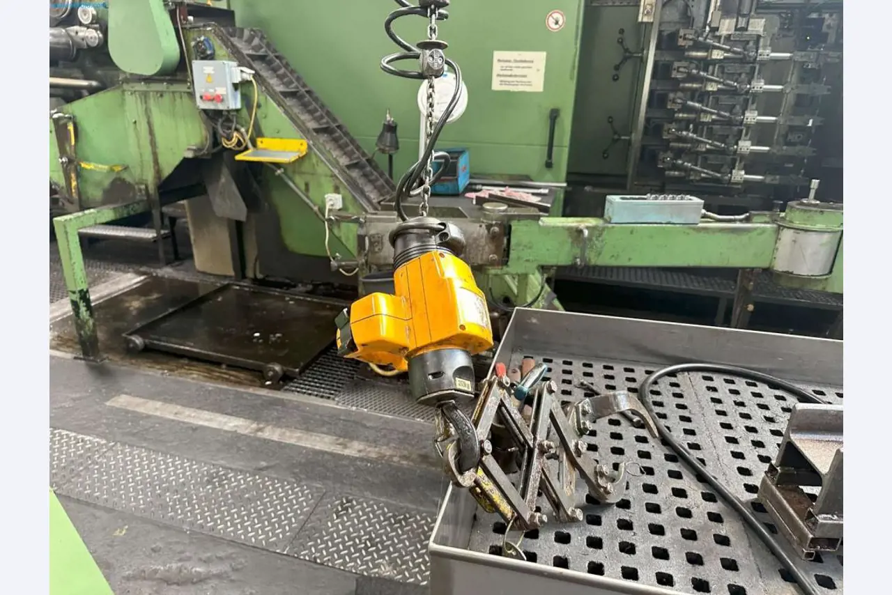 Maschinen aus dem Bereich Umformtechnik-2