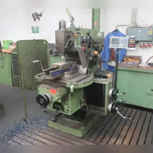 Universal- Bohr-/Fräsmaschine Maho MH700