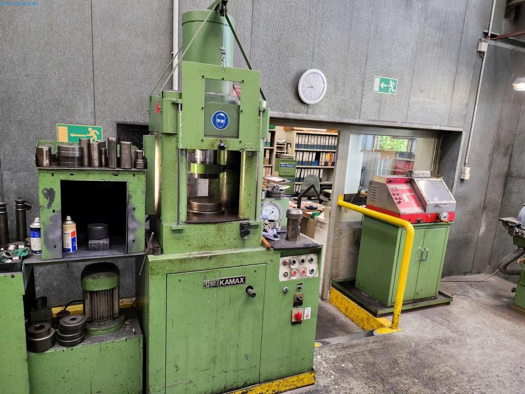 Maschinen aus dem Bereich Umformtechnik-1