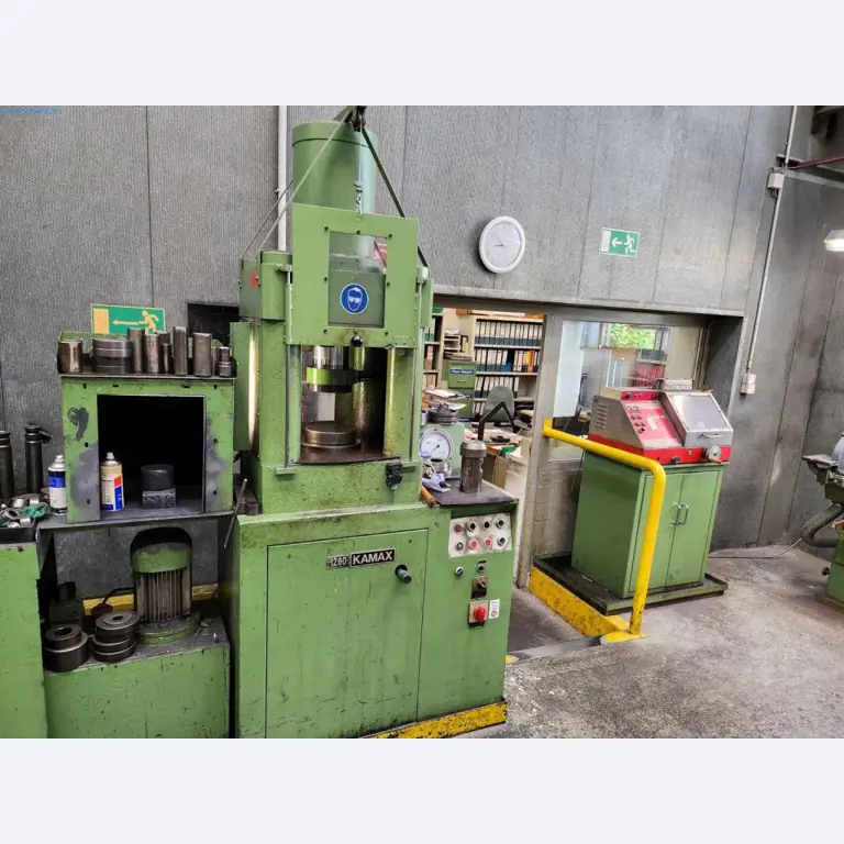 Maschinen aus dem Bereich Umformtechnik-1