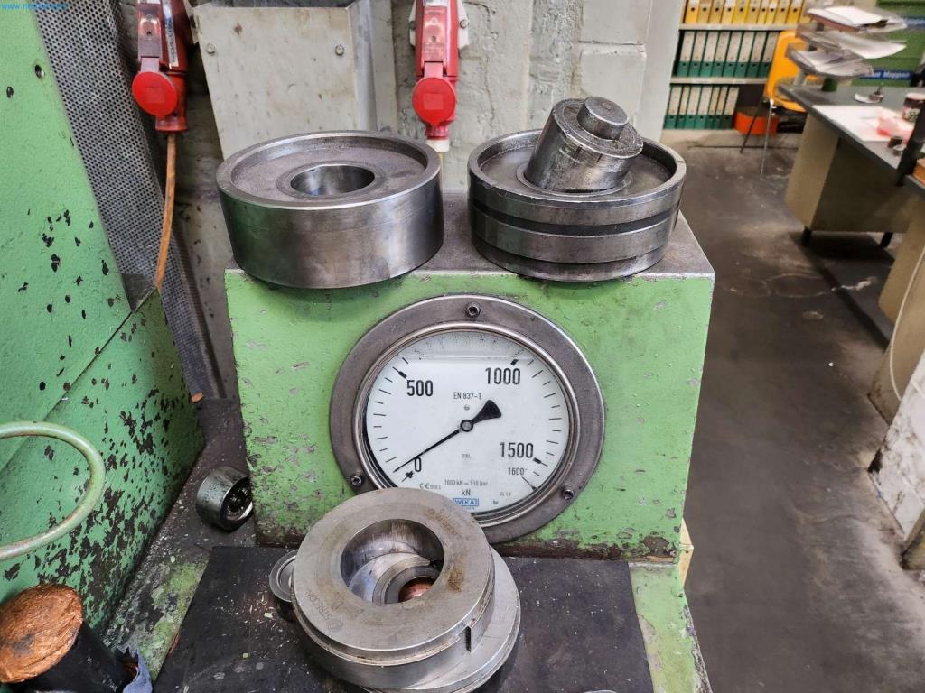 Maschinen aus dem Bereich Umformtechnik-2