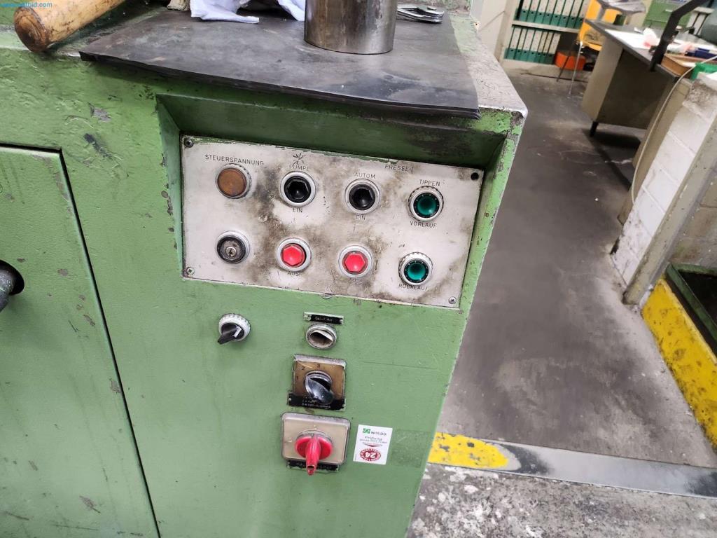 Maschinen aus dem Bereich Umformtechnik-4
