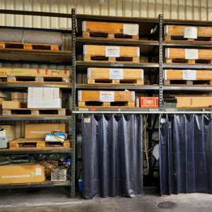 7,5 lfm. Werkstatt-Lagerregal