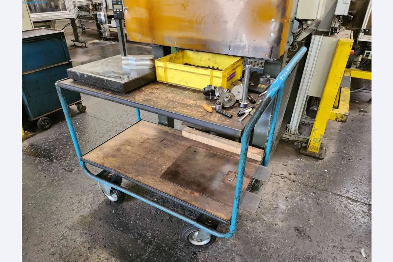 Maschinen aus dem Bereich Umformtechnik-1