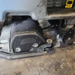 Aufsitz-Bodenreinigungsmaschine Kärcher Professional B 150 R