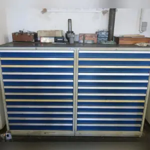 2 Teleskopschubladenschränke Garant