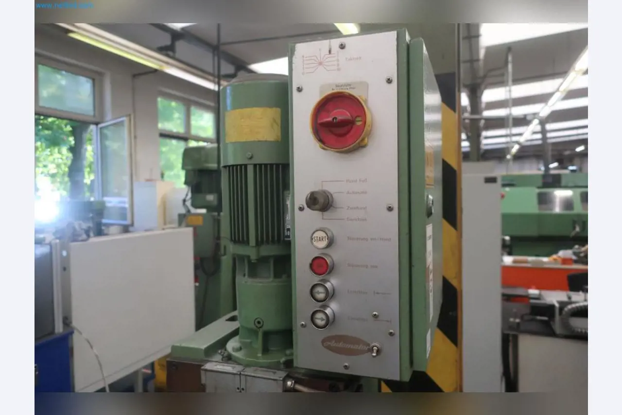 Maschinen aus dem Bereich Umformtechnik-7